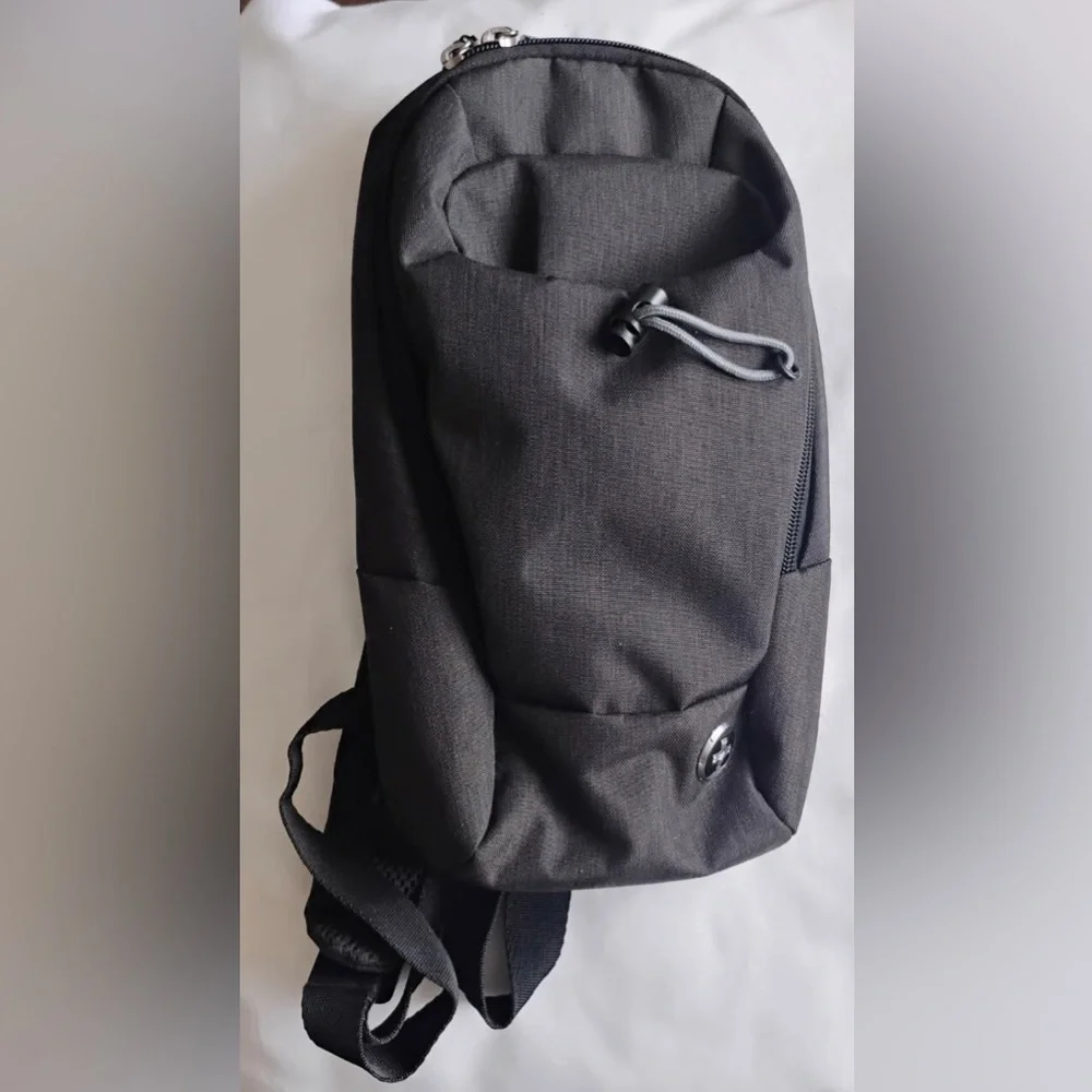 Swiss Tech Black Minimalist Sling Backpack NWOT